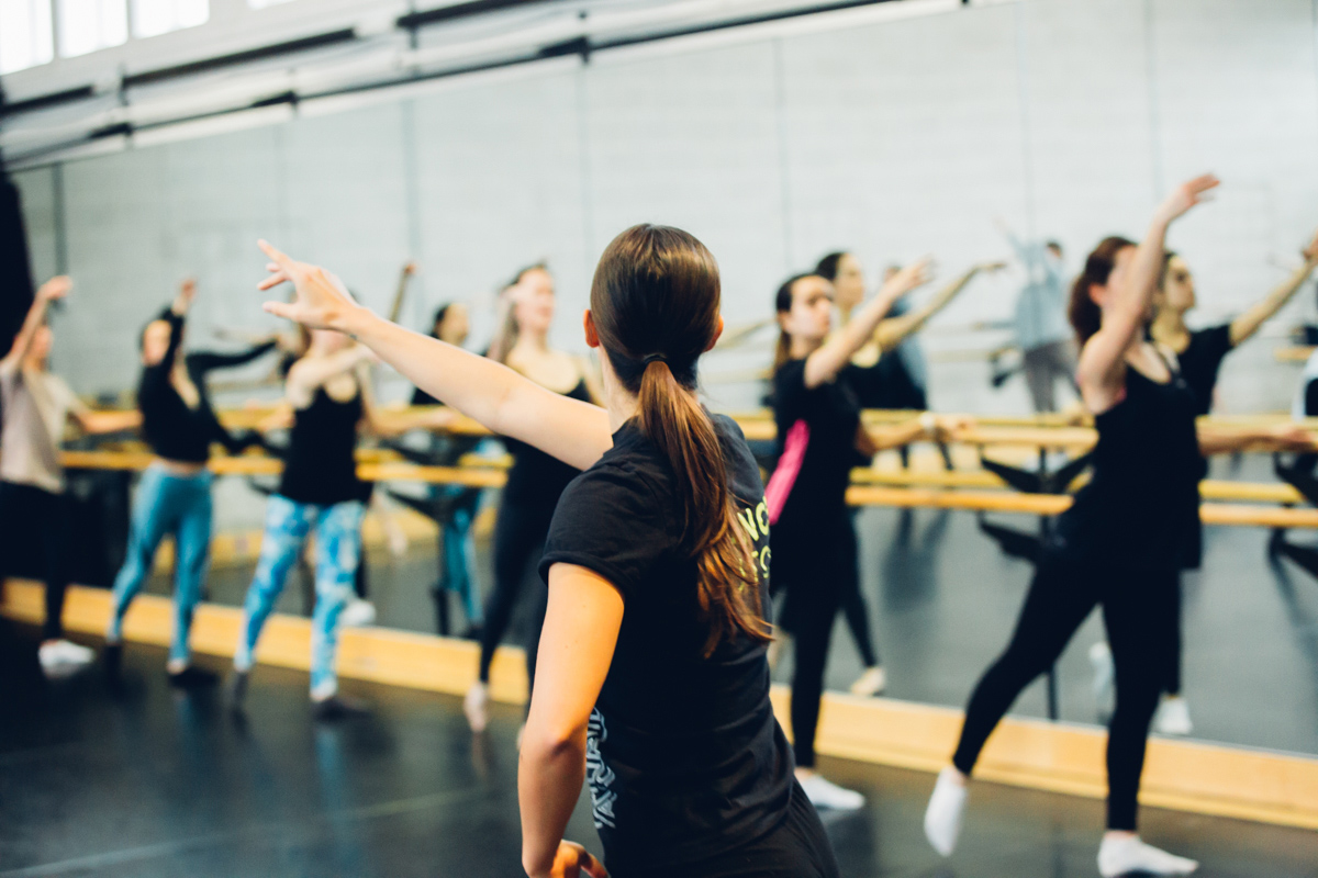 How to Increase Flexibility: The Best Dance Types - City Academy